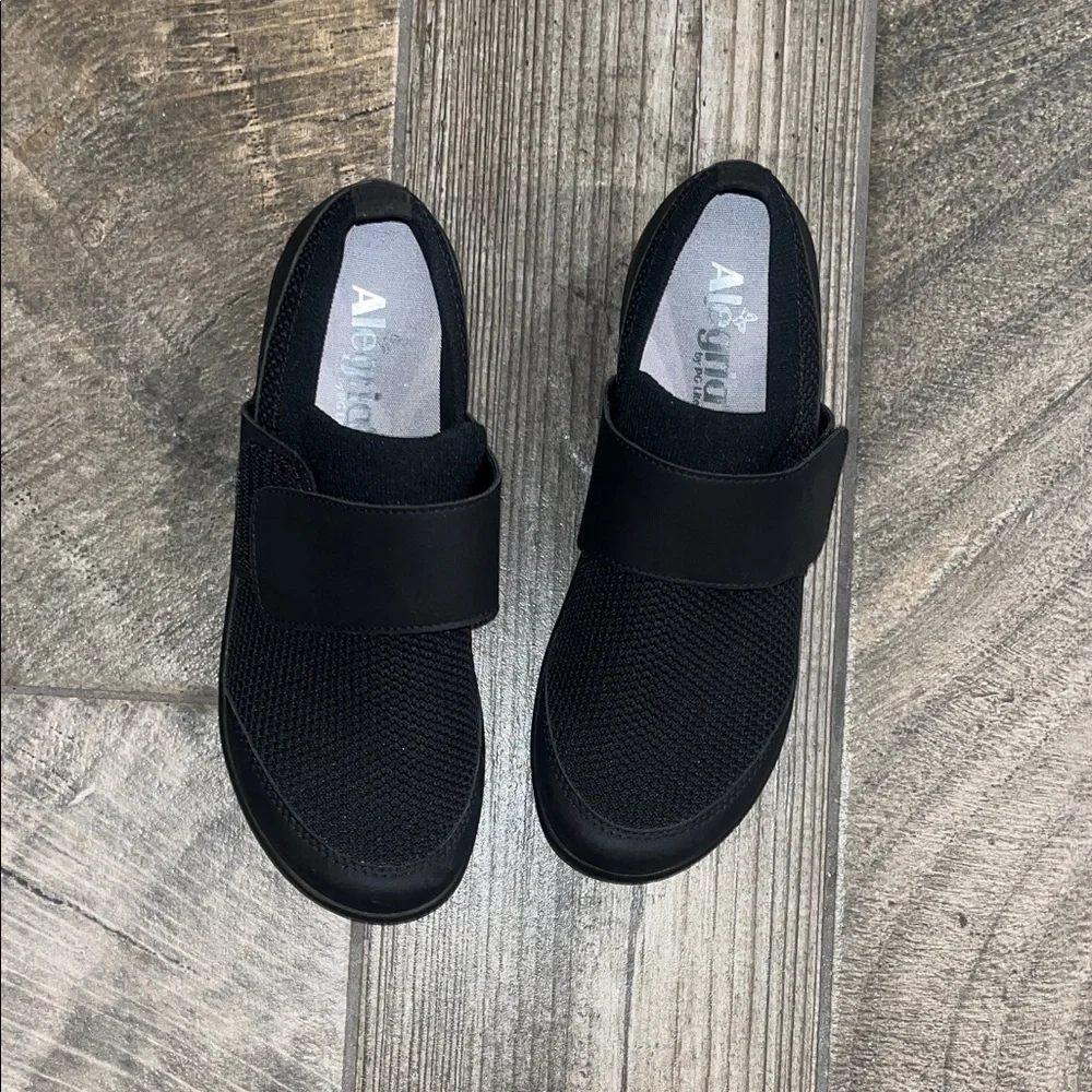 Alegria Black Mesh 1”heel adjustable strap comfortable Shoes